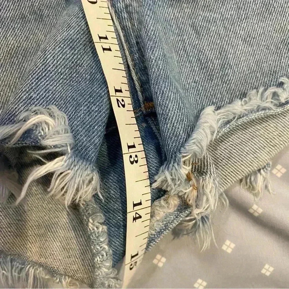 Madewell Relaxed Denim Shorts - Picture 7 of 9